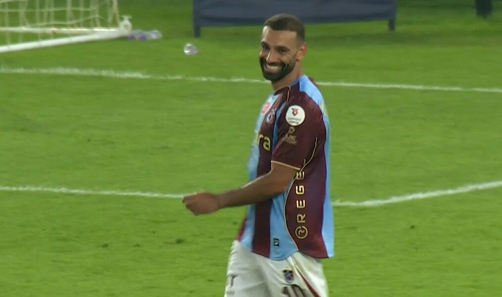 هدف محمد صلاح الملغي في مرمي باشاك شهير بالدوري التركي